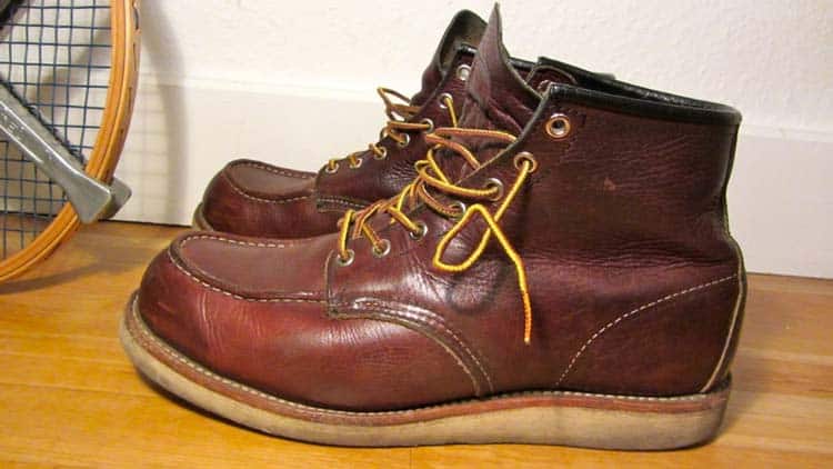 Wedge-vs-Heel-Work-Boots-for-men